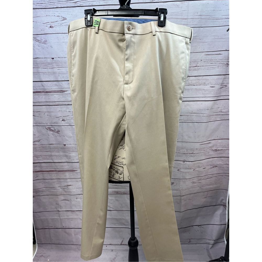 A362-Haggar straight fit no iron khaki men's 42x30‎